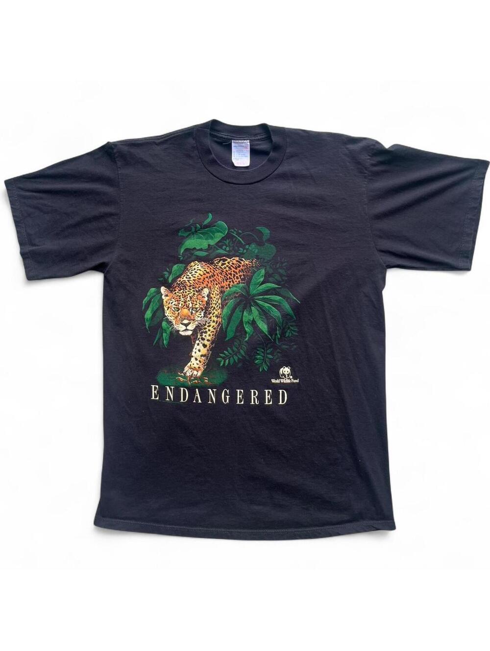 Vintage 90s Endangered Wildlife Leopard Graphic Mens T-Shirt